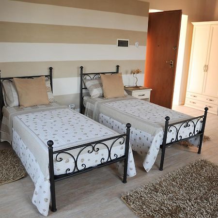 B&B Ronco Degli Ulivi Iseo Habitación foto